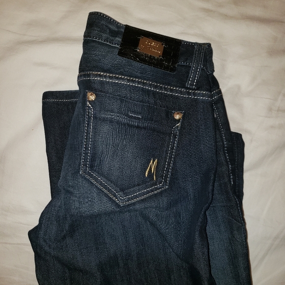 Jeans - Picture 1 of 5